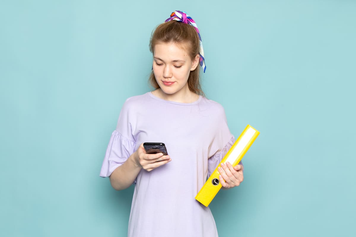 Смартфон для подростка до 40000