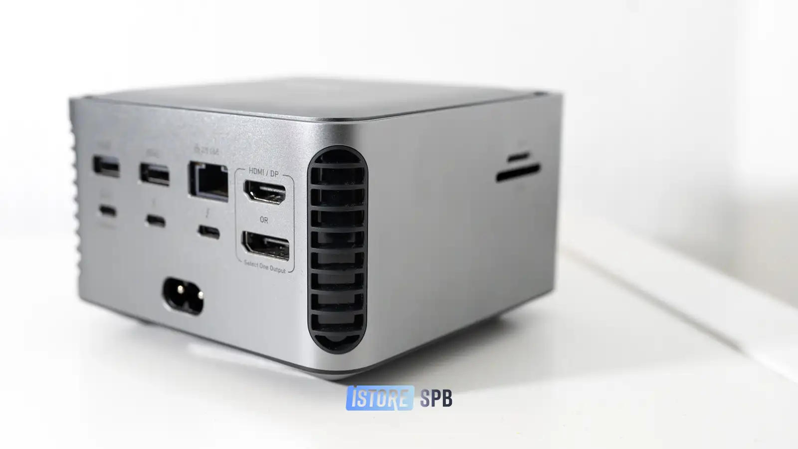 Lexar TB5-док на 140 Вт: один кабель против MacBook Pro — что выбрать в СПб