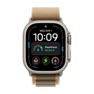 Apple Watch Ultra 4 49 мм Natural Titanium — фронтальный вид с ремешком Desert Alpine Loop