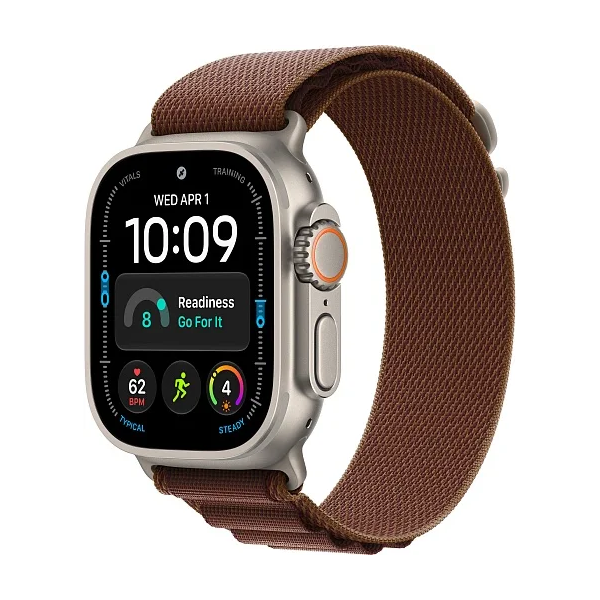 Apple Watch Ultra 4 49 мм Natural Titanium — часы целиком под углом с ремешком Burgundy Alpine Loop