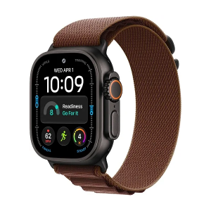 Apple Watch Ultra 4 49 мм Black Titanium — часы целиком под углом с ремешком Burgundy Alpine Loop