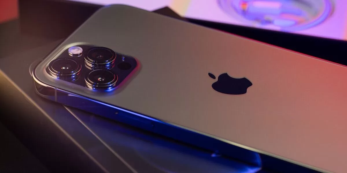 Как принудительно перезагрузить iPhone 12